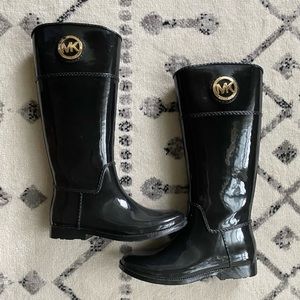 Like new Michael Kors patent black rain boots